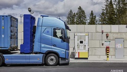 Volvo представила электрический грузовик на топливных элементах