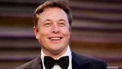 Илон Маск впервые вошел в топ-10 самых богатых людей в рейтинге Forbes