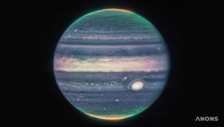NASA опубликовало детализированные снимки Юпитера, на которых видны полярные сияния планеты
