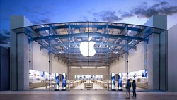 Apple стала первой в истории компанией, чья капитализация превысила $3 трлн
