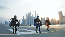 В Дубае прошли первые в мире гонки на реактивных ранцах