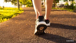 Ходить полезно: 10 причин чаще ходить пешком