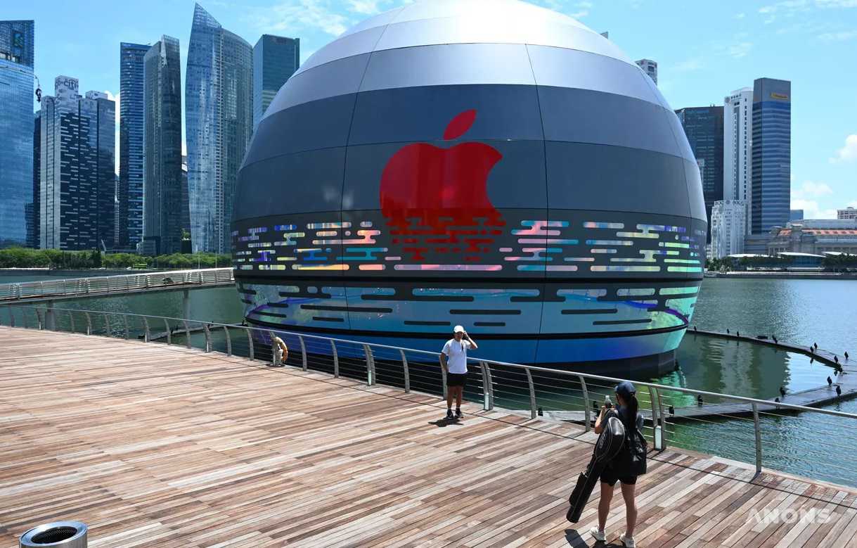 Apple откроет свой первый магазин на воде