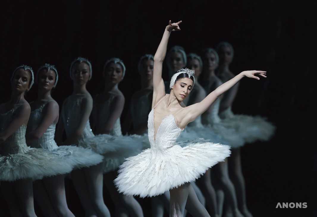 Спектакль «Лебединое озеро» со звёздами мирового балета