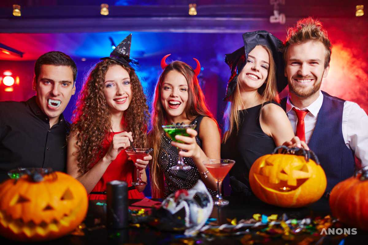 Вечеринка Halloween в Шишка Party Bar