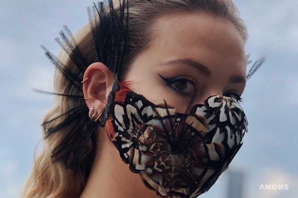 Must-have этого года: маски от известнейших брендов