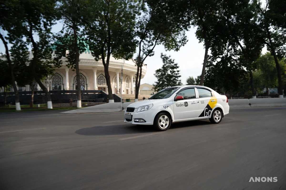 За поездки в Яндекс.Такси теперь можно платить с помощью Uzcard и HUMO