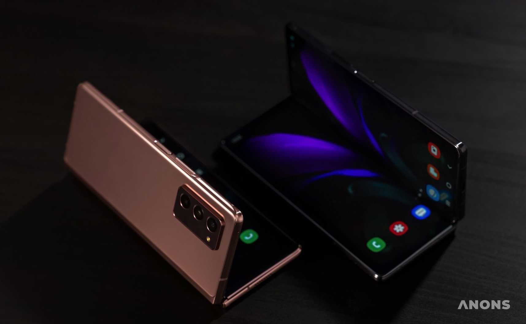 Samsung представила очередной складной смартфон Galaxy Z Fold 2