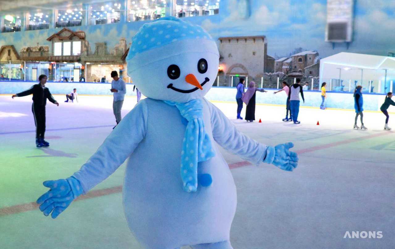 Ледовый каток в Ice City снова открыт для посетителей