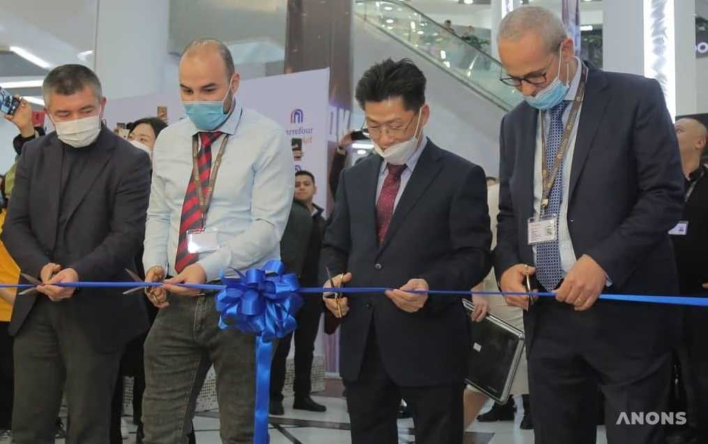 В Ташкенте состоялось официальное открытие супермаркета Carrefour - фото