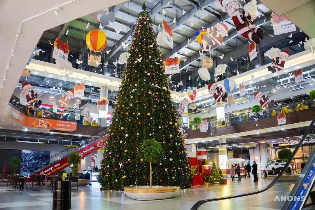Атмосфера Нового года в ТРЦ «ДЕПО Mall»