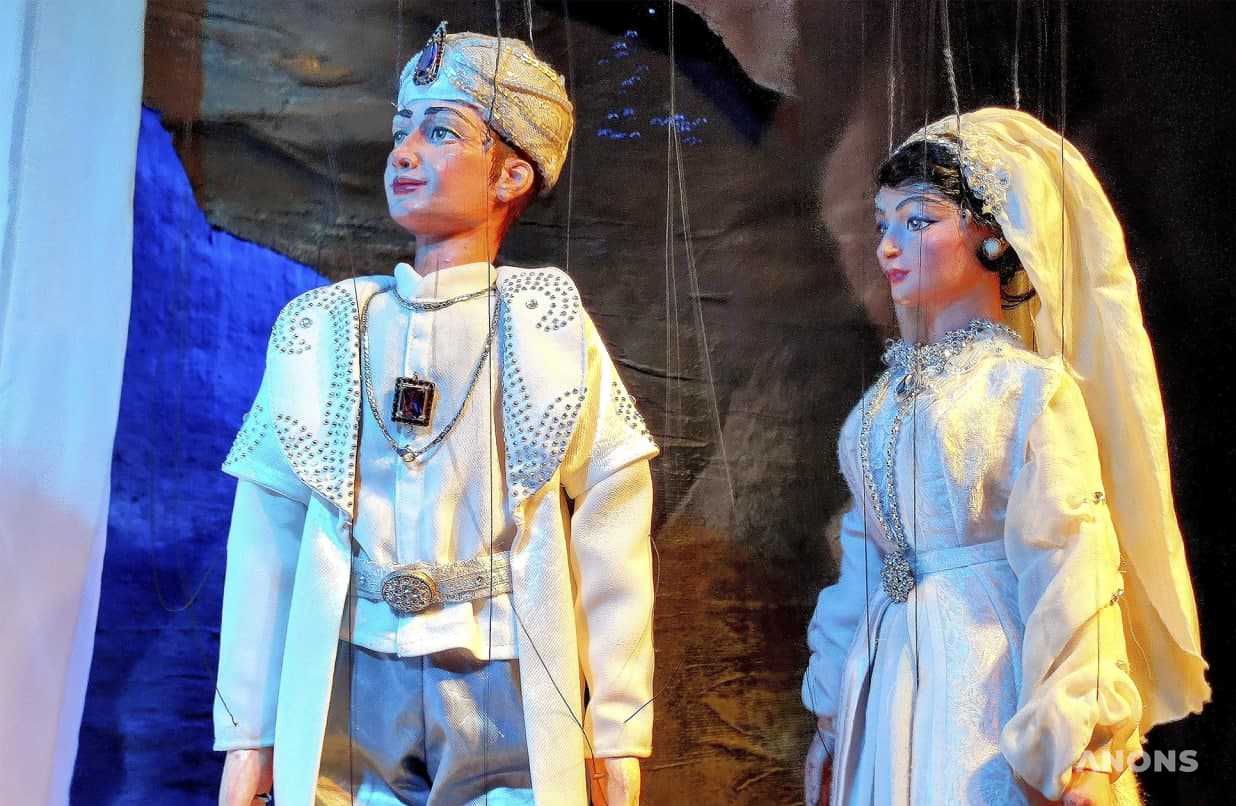 Спектакль «Аладдин и его волшебная лампа» в театре Silk Route Marionettes