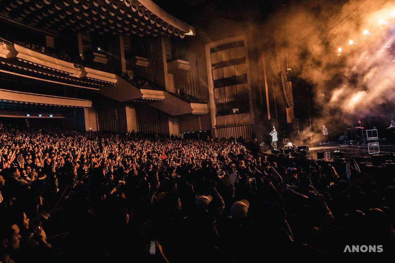 Зажигательный концерт Мота в Ташкенте - фото