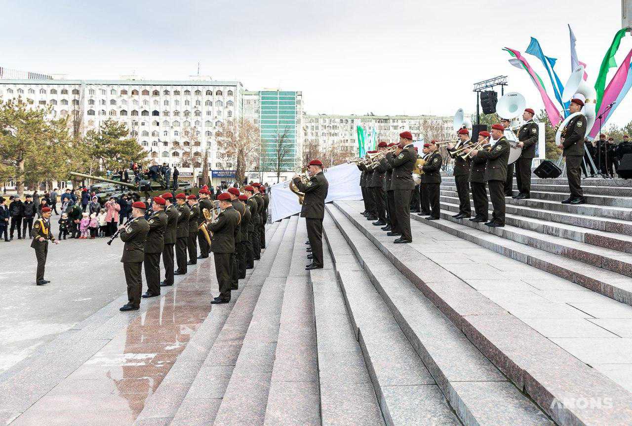Военно-патриотический фестиваль в честь Дня защитников Родины - фото