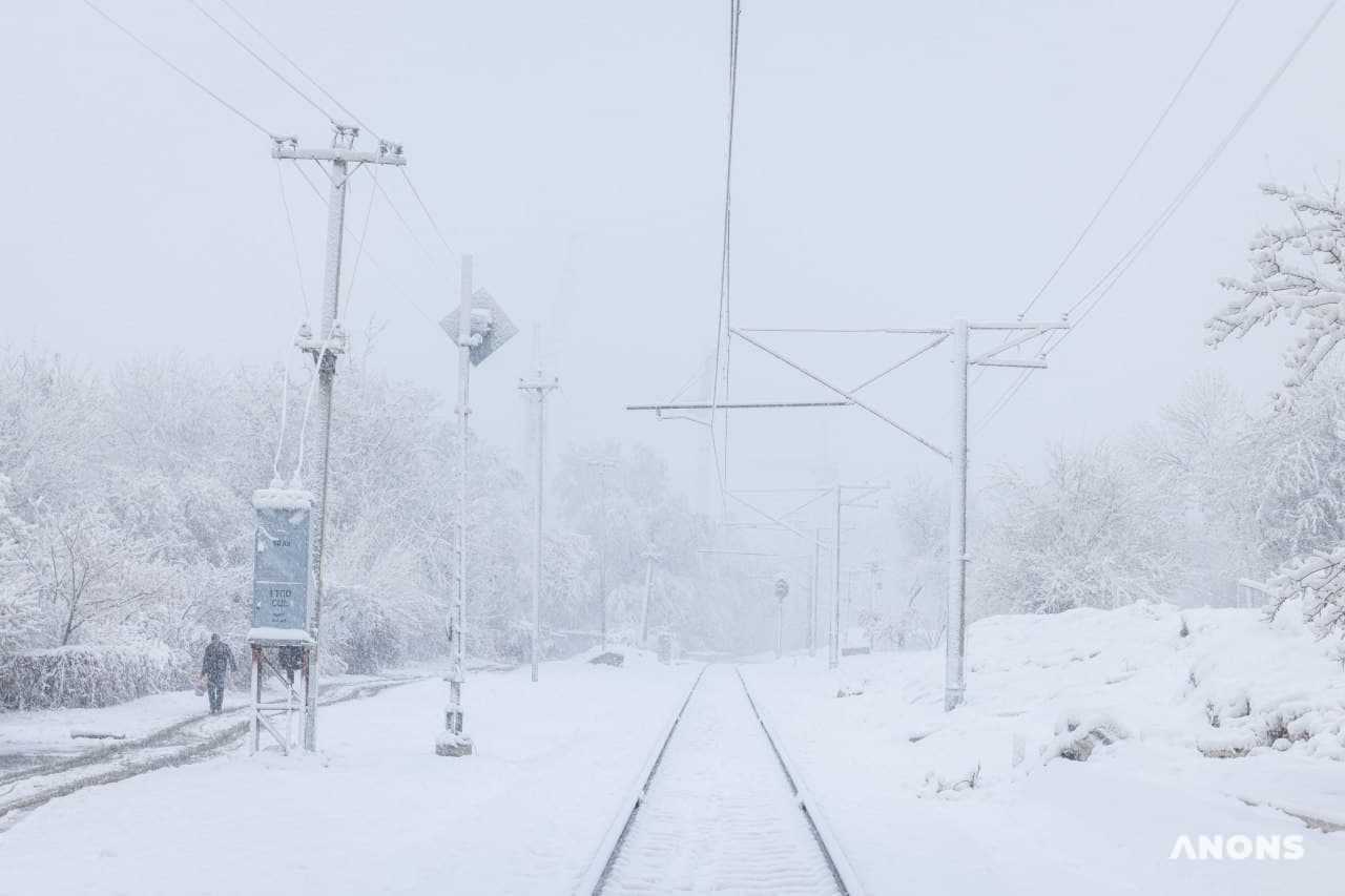 В Ташкенте выпал первый снег – фото
