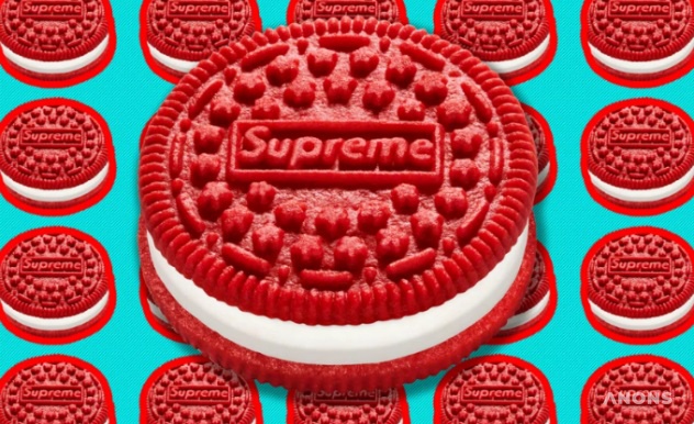 Supreme выпустил брендированное печенье Oreo