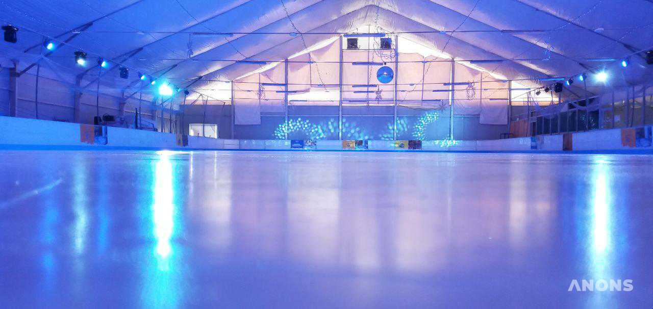 Ледовый каток Ice Rink