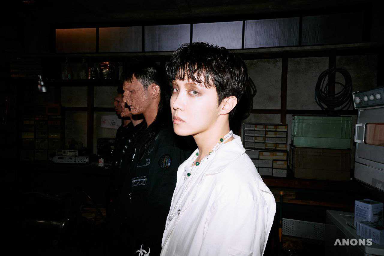 J-Hope из BTS выпустил первый официальный сольный сингл