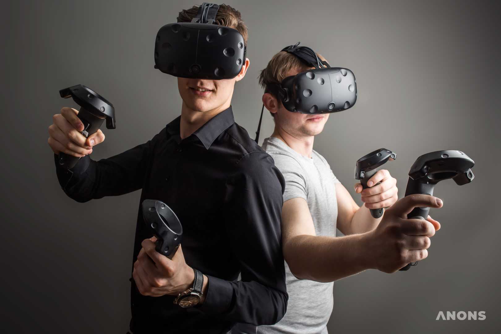 Покажи виртуальные. Шлем виртуальной реальности HTC Vive. Виртуальная реальность (Virtual reality, VR). HTC Vive 2. Окулус игра виртуальная реальность.