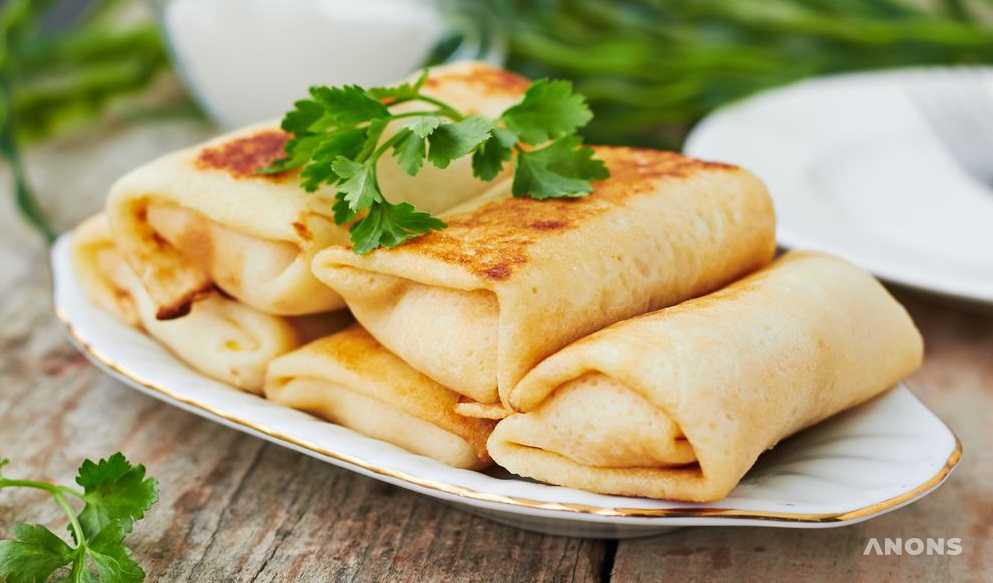 Вкусный завтрак: блины с разными начинками