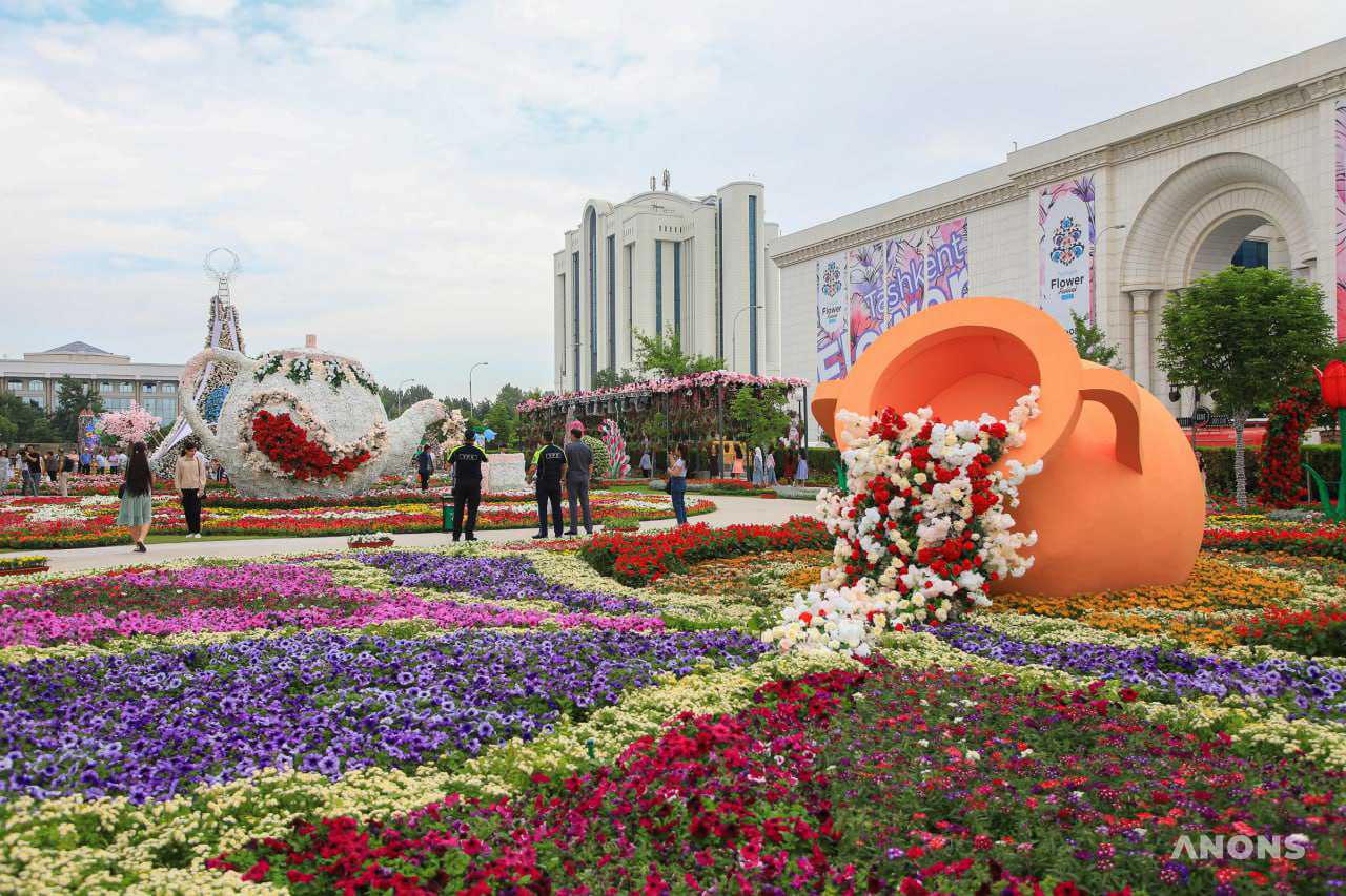Праздник красоты и эстетики: в Ташкенте стартовал фестиваль цветов Tashkent Flower Fest 2022 – фото