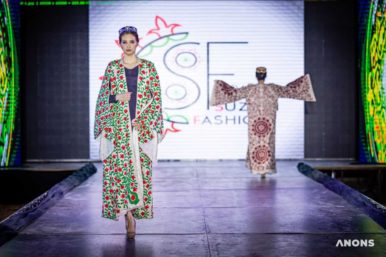 Показ мод Bukhara Fashion days состоялся в Бухаре – фоторепортаж