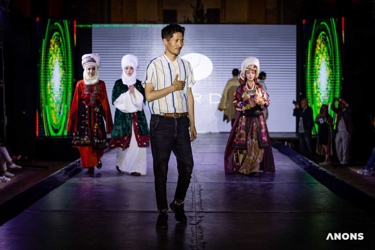 Показ мод Bukhara Fashion days состоялся в Бухаре – фоторепортаж