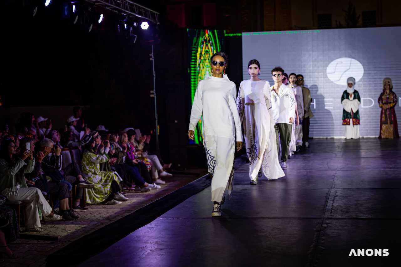 Показ мод Bukhara Fashion days состоялся в Бухаре – фоторепортаж
