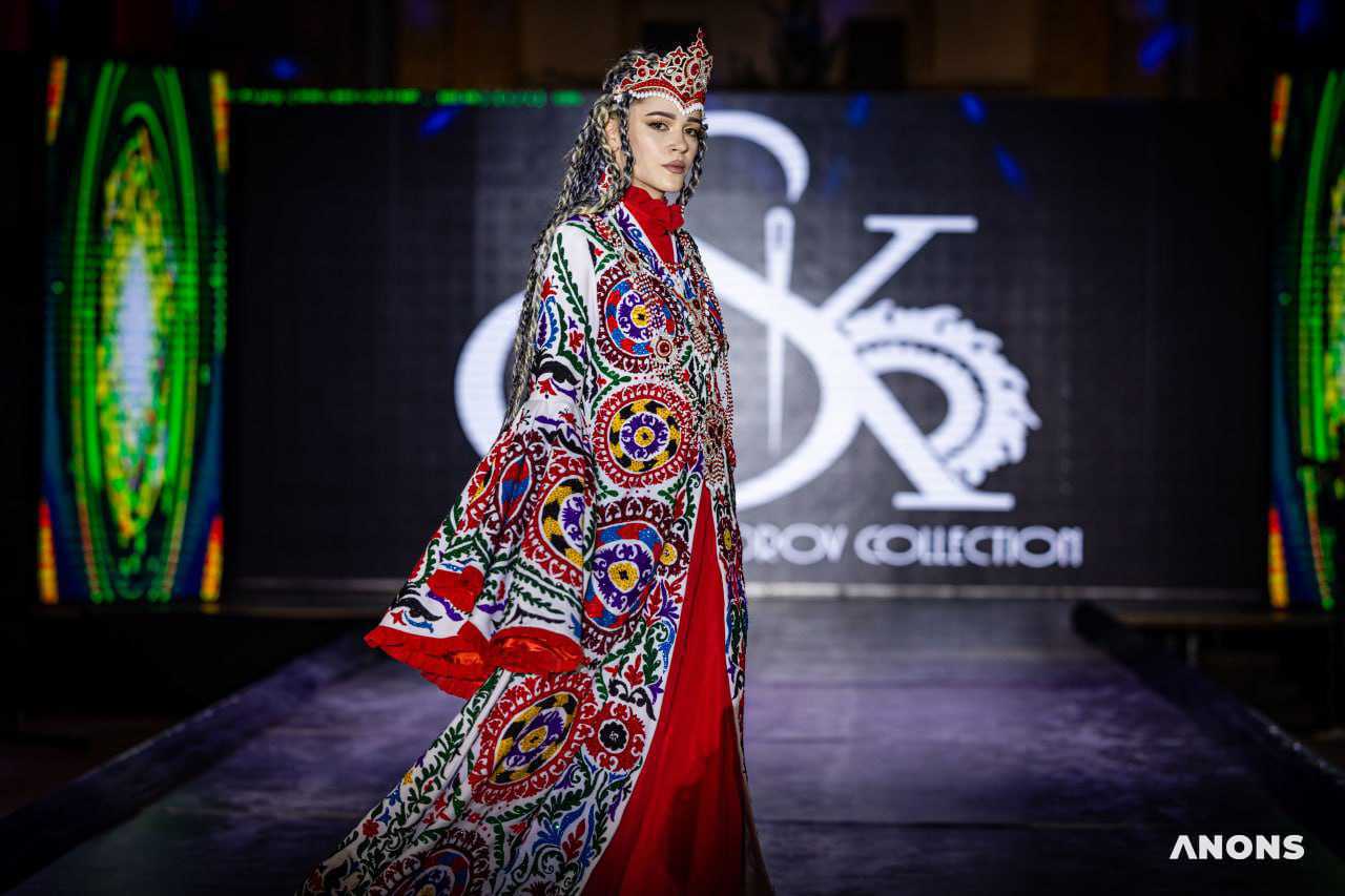 Показ мод Bukhara Fashion days состоялся в Бухаре – фоторепортаж