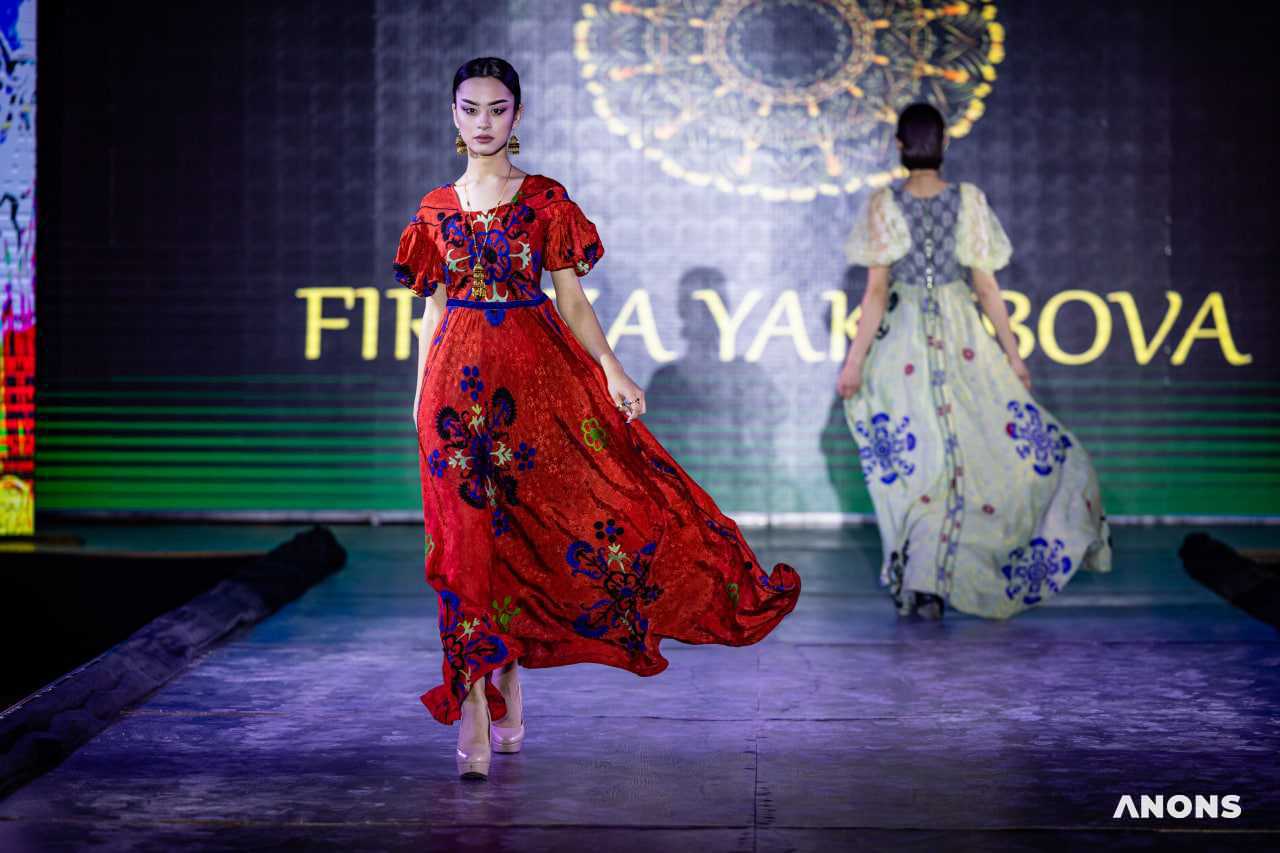 Показ мод Bukhara Fashion days состоялся в Бухаре – фоторепортаж