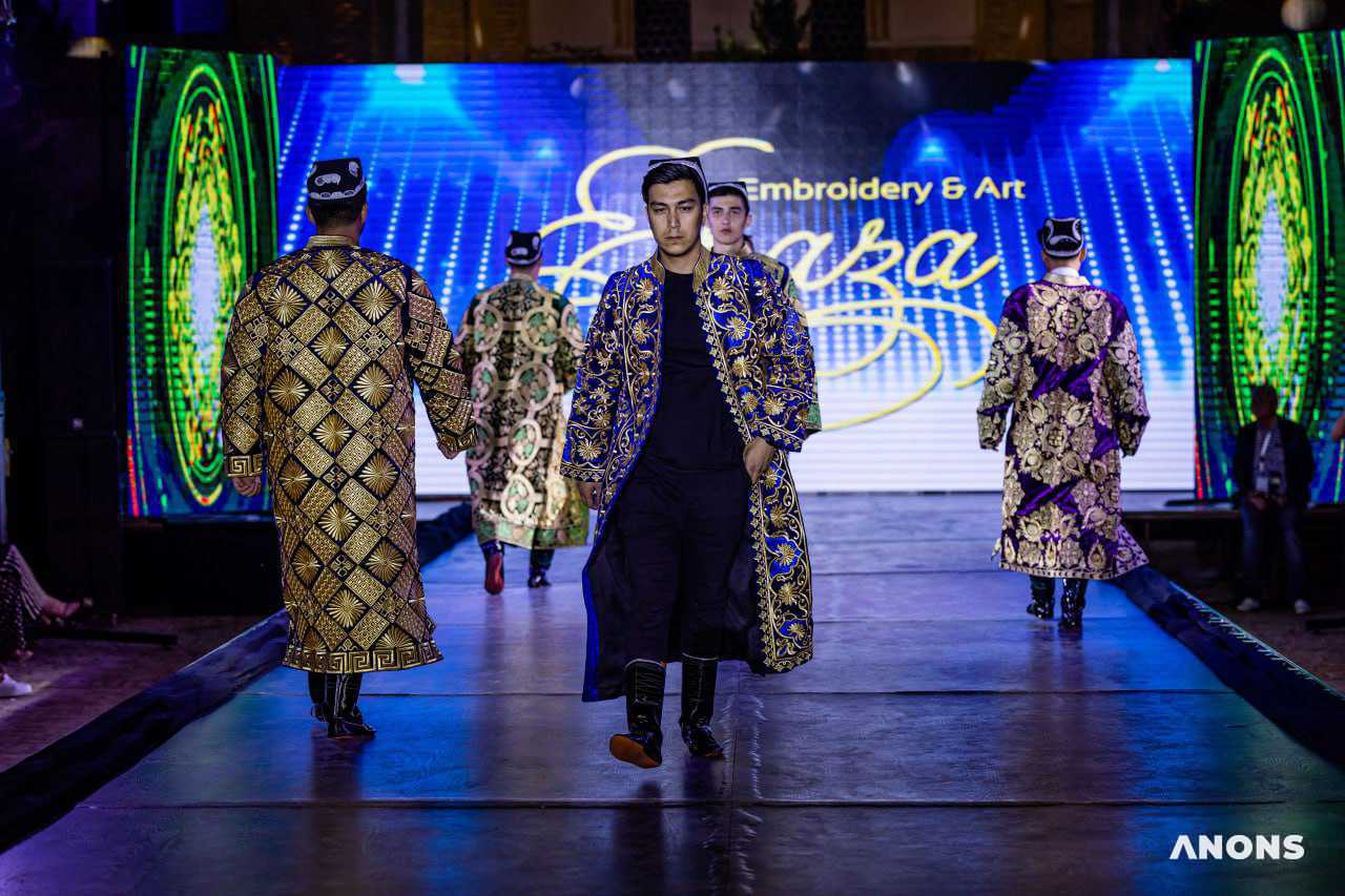 Показ мод Bukhara Fashion days состоялся в Бухаре – фоторепортаж