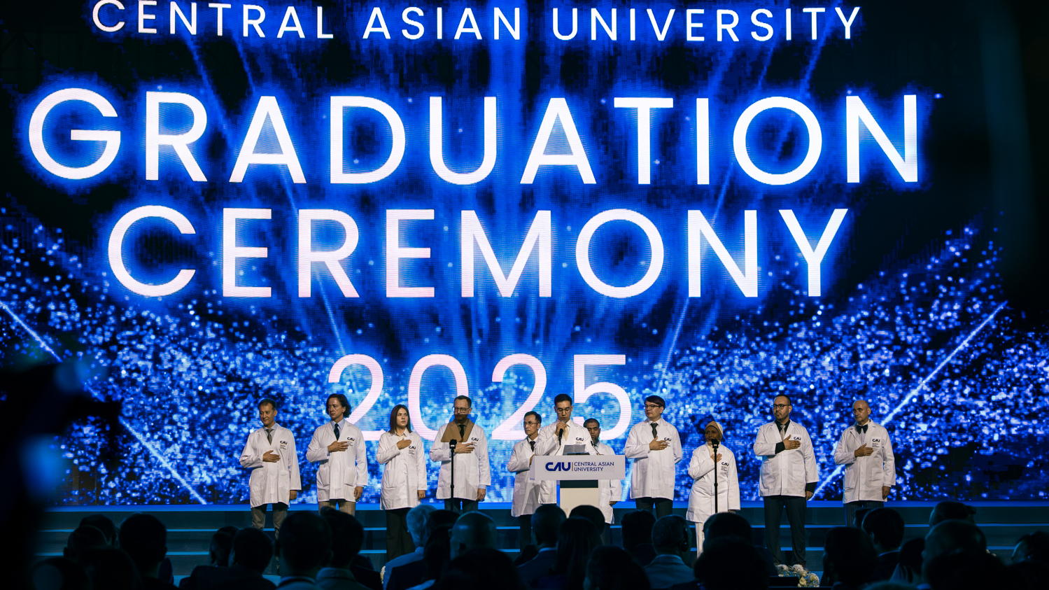 Central Asian University провёл выпускную церемонию 2025 года