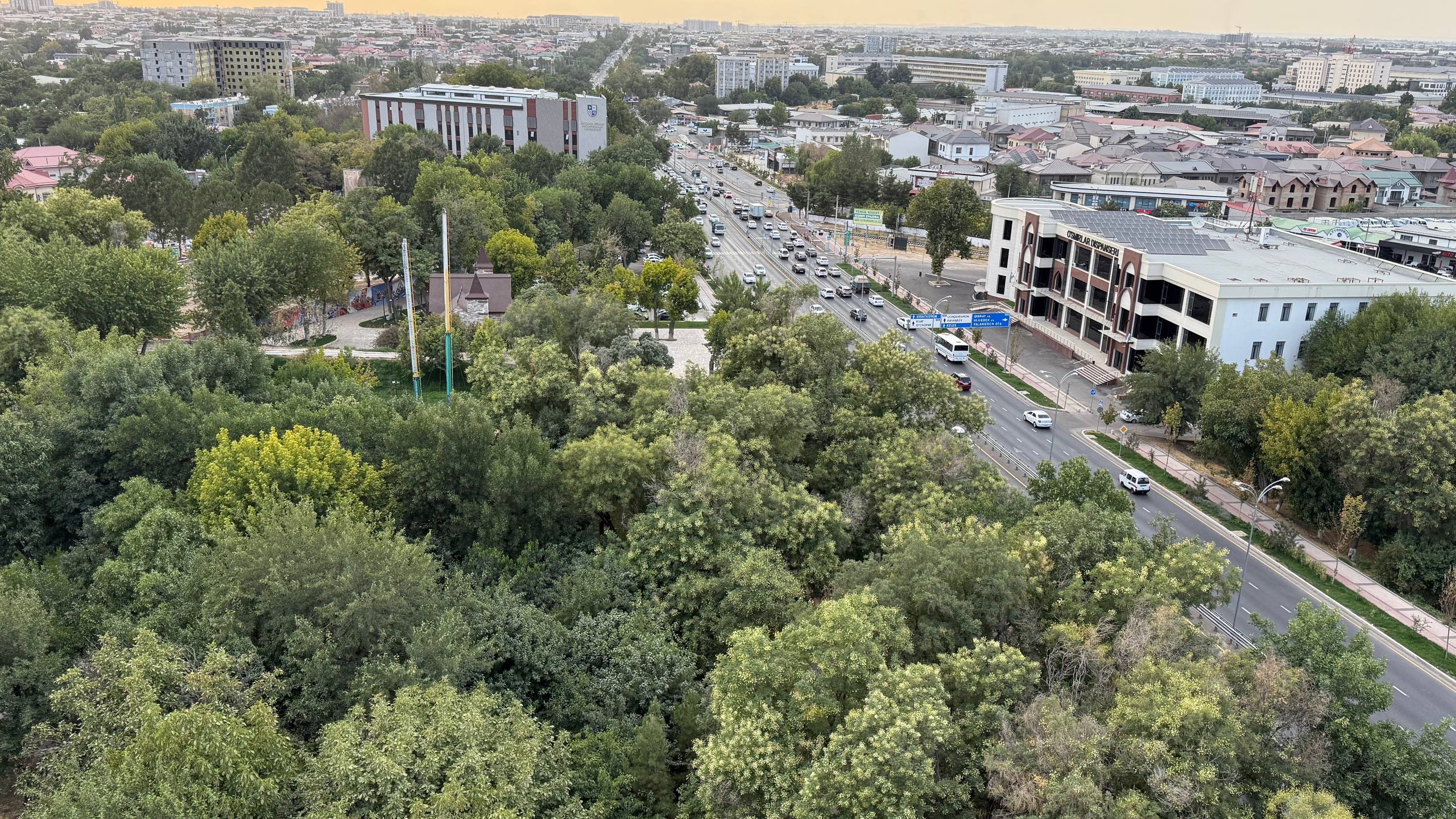С воскресенья жаркие дни в Узбекистане сменятся прохладой