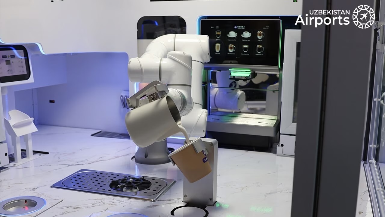 Toshkent aeroportida O‘zbekistondagi birinchi robotlashtirilgan qahvaxona ochildi