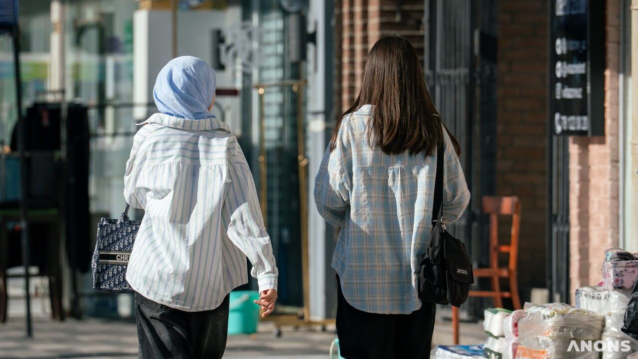 Ta’lim olish uchun xorijga chiqib ketgan o‘zbekistonliklar soni uchdan birga kamaydi