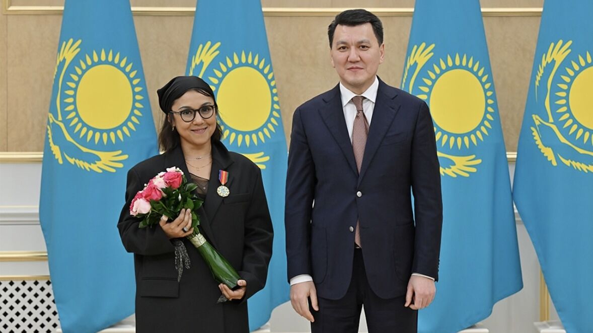 Севара Назархан и Камолиддин Уринбаев получили государственные награды Казахстана