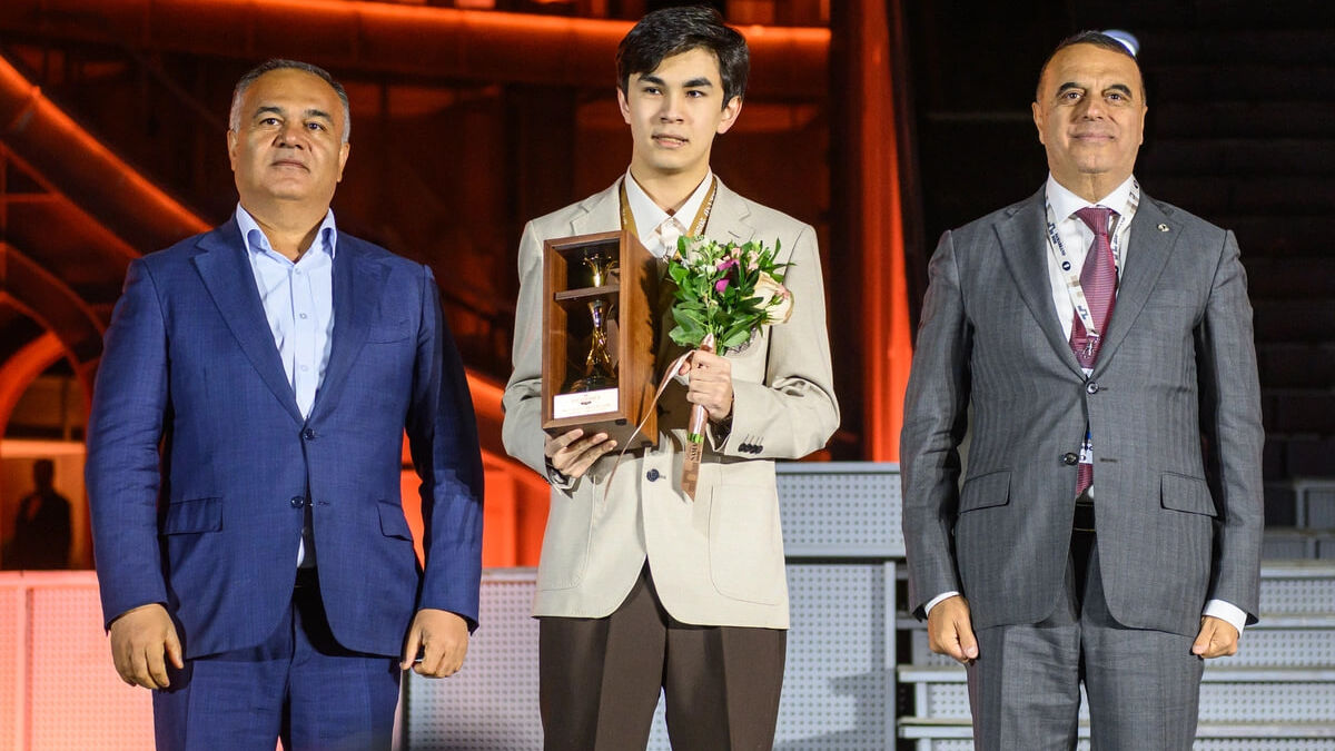 Жавохир Синдаров признан лучшим шахматистом мира по версии FIDE